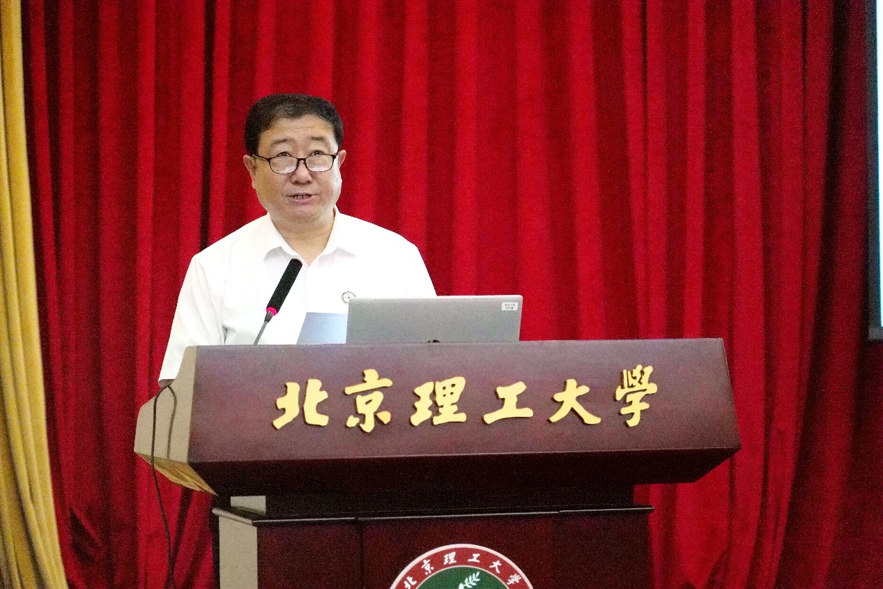 黄色仓库