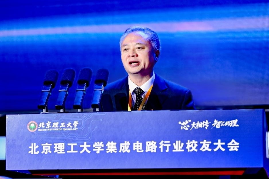 黄色仓库